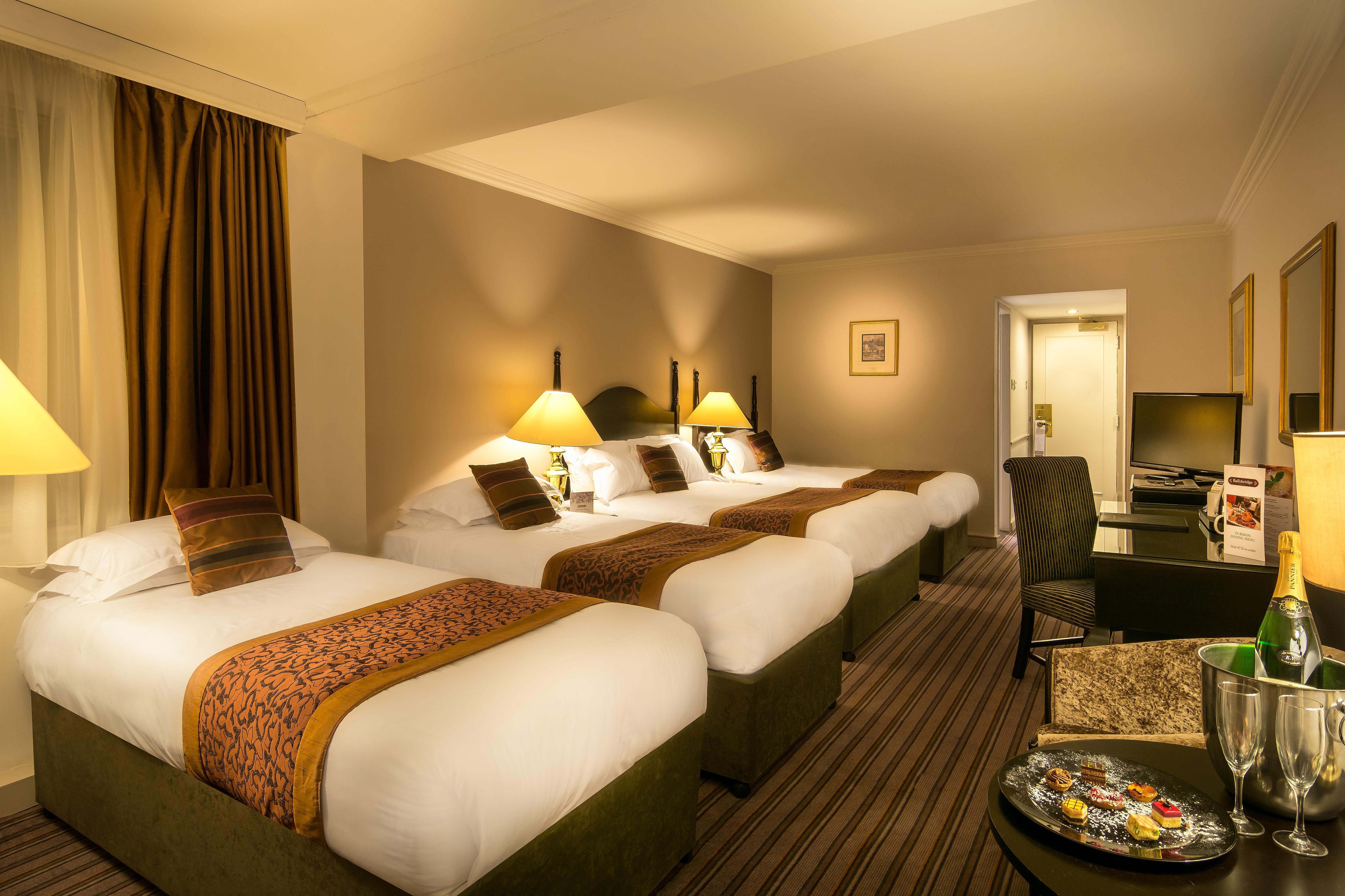 דבלין Ballsbridge Hotel מראה חיצוני תמונה