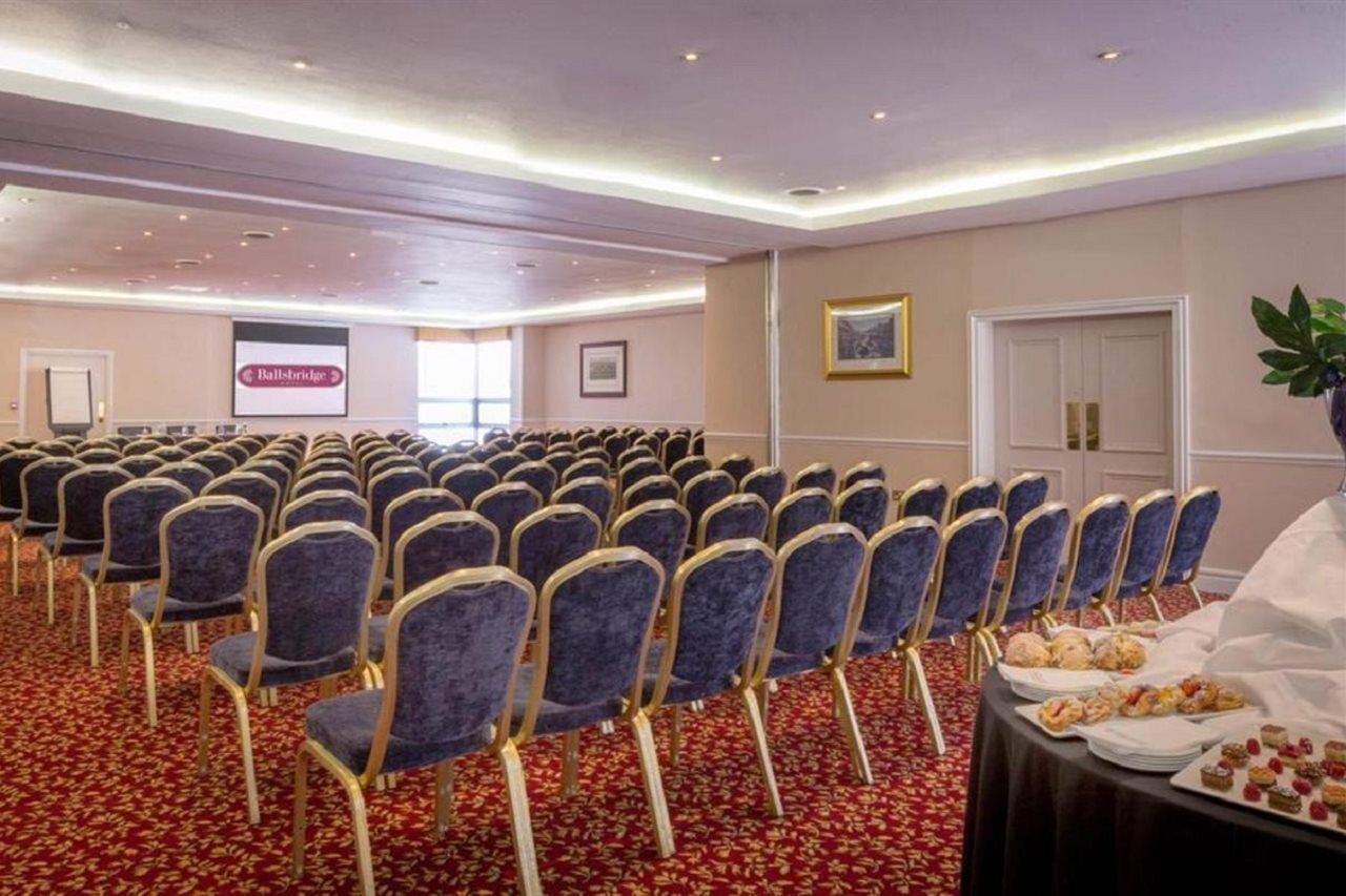 דבלין Ballsbridge Hotel מראה חיצוני תמונה